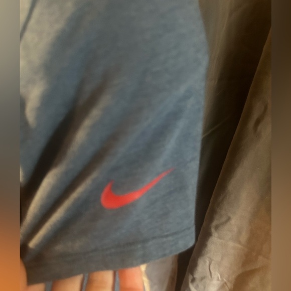 Navy V-Neck Nike T-Shirt with Red Pocket - Picture 4 of 5